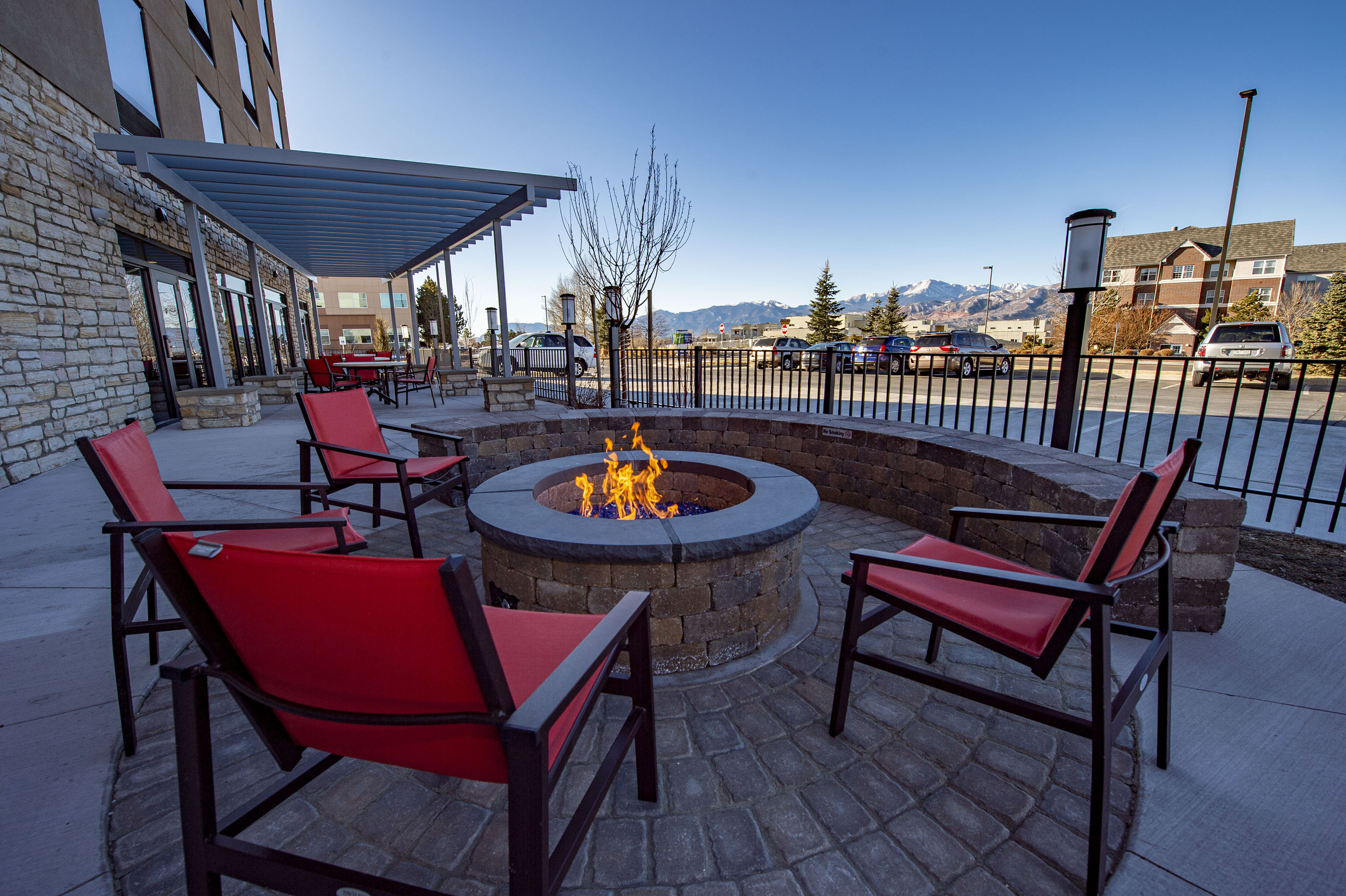 Holiday Inn Express Suites Colorado Springs Afa Northgate 43/56