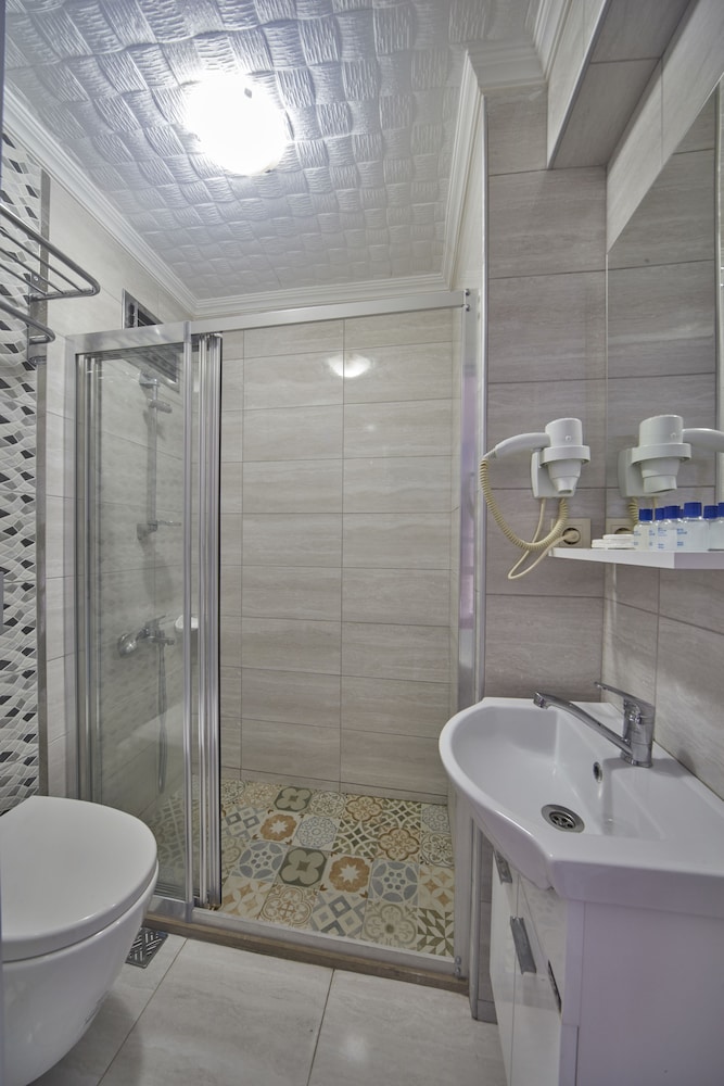 Hotel Akcinar 26/28
