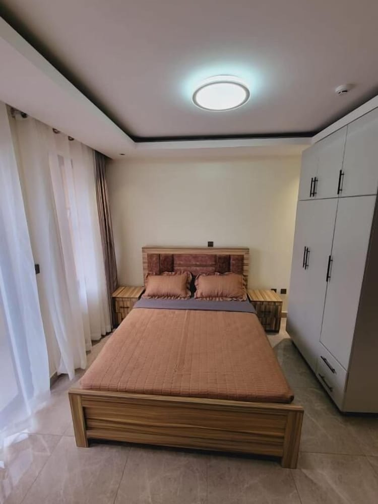 Legend Hotel 18/59