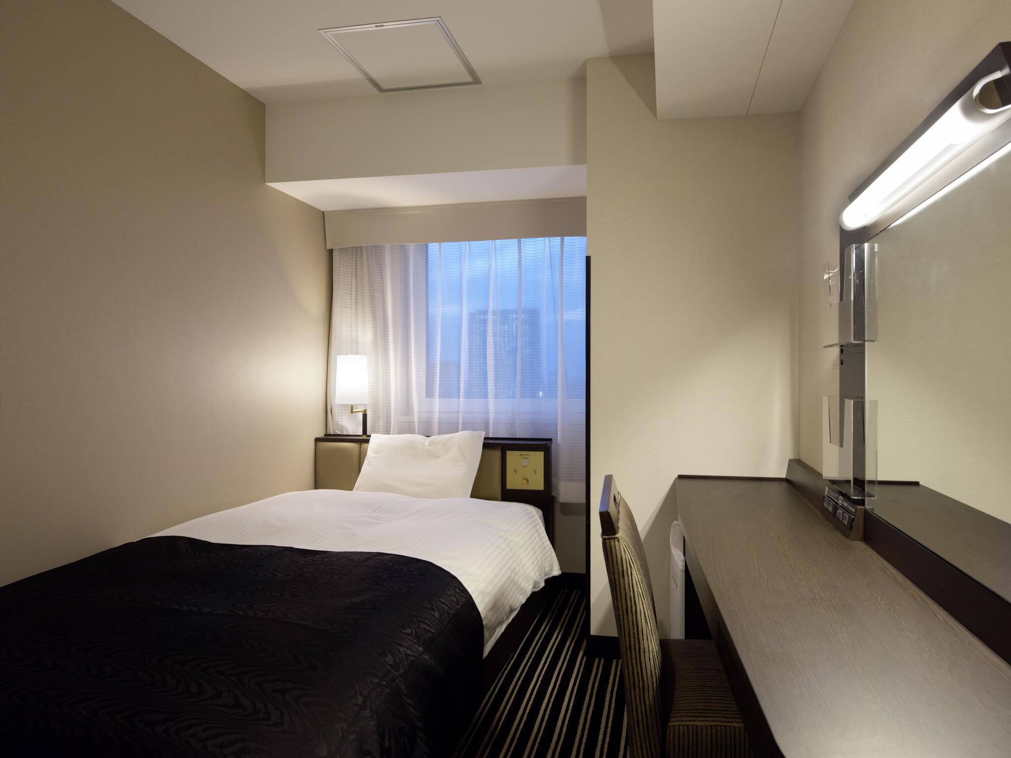 Semi Room, Single, Semi Double Bed
