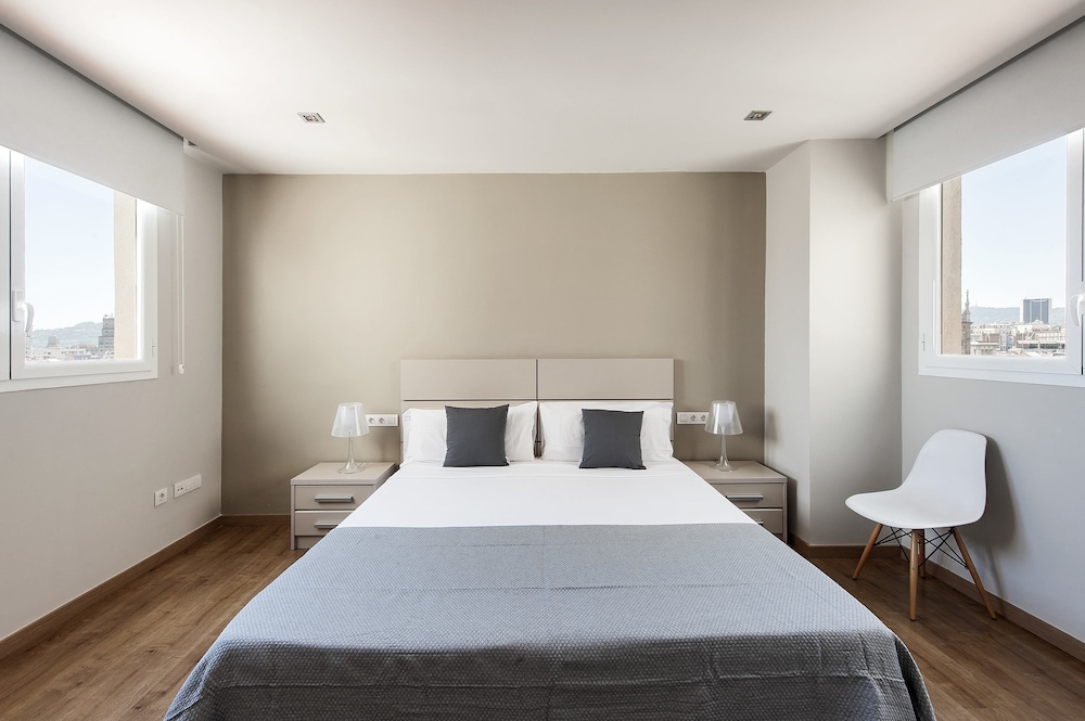 The Corner Apartments by Aspasios 10/65