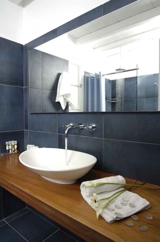 Kapetan Tasos Suites 55/60