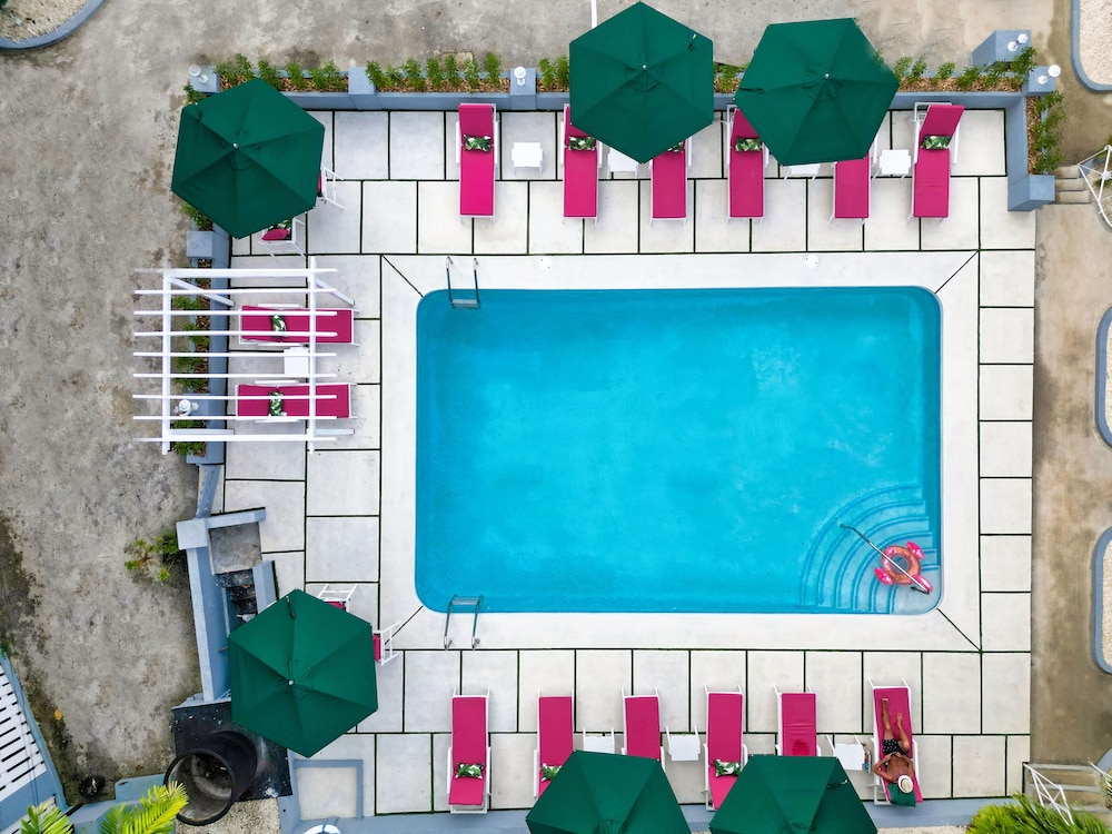The Palms Resort 35/62
