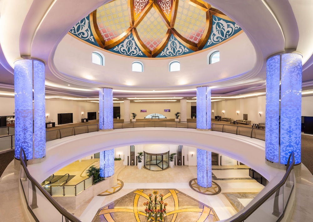 Bahi Ajman Palace Hotel 6/73