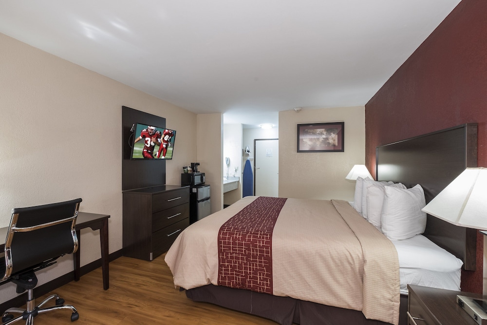 Red Roof Inn Allentown South 8/29