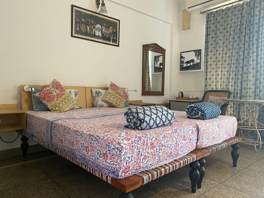 Jaipur Inn 49/62
