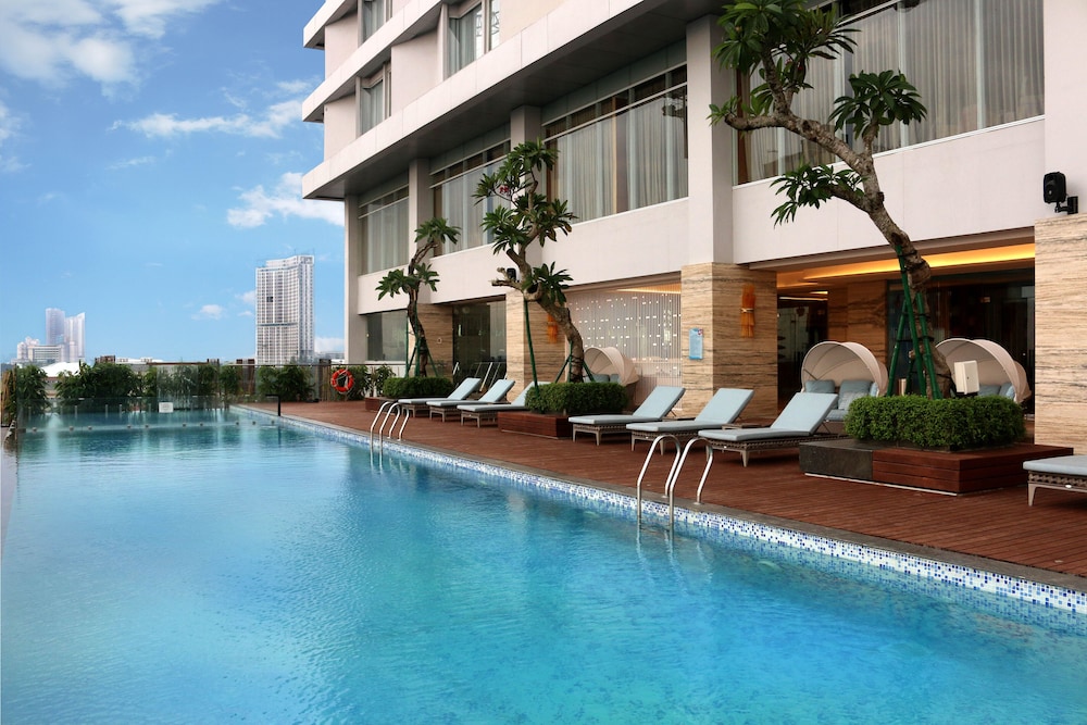 Vasa Hotel Surabaya 6/84