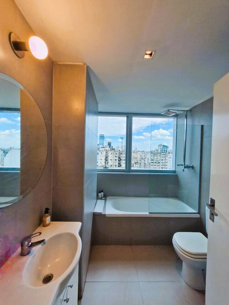 Top Rentals Downtown 50/50