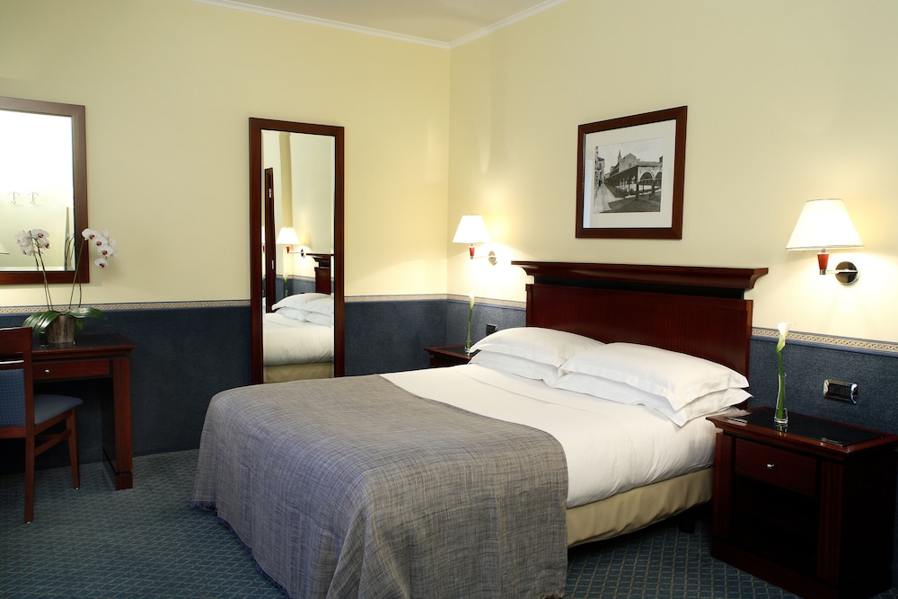 Starhotels Excelsior 8/61