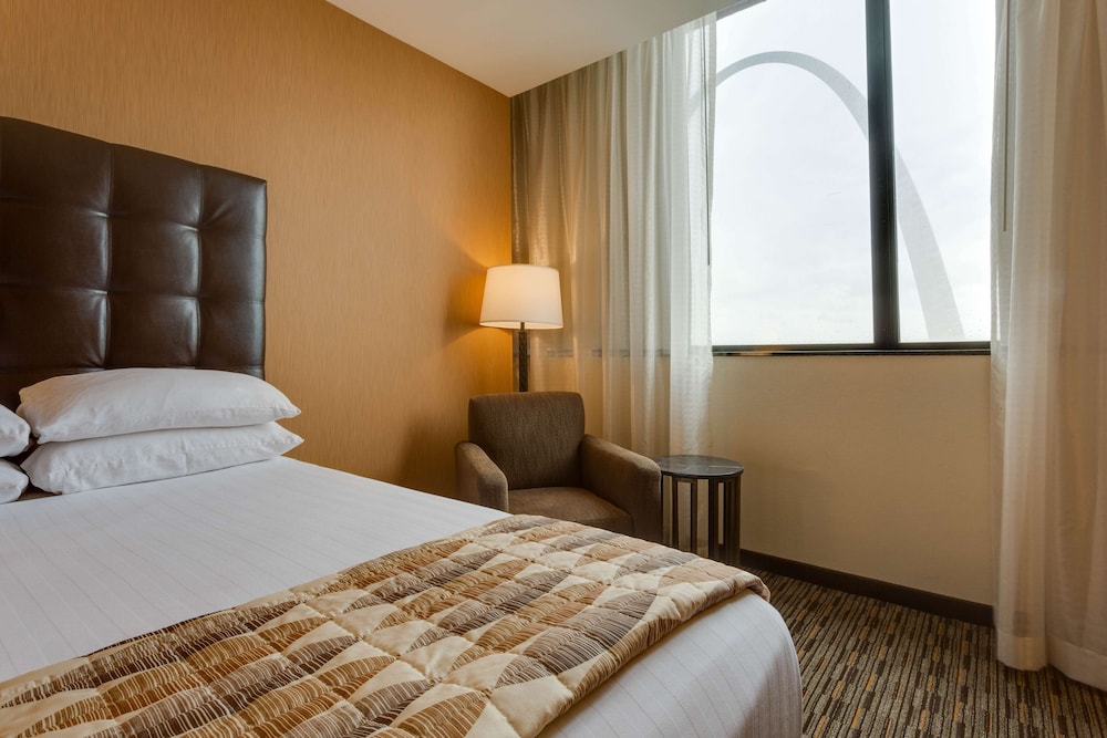 Drury Plaza Hotel St Louis At The Arch 11/50