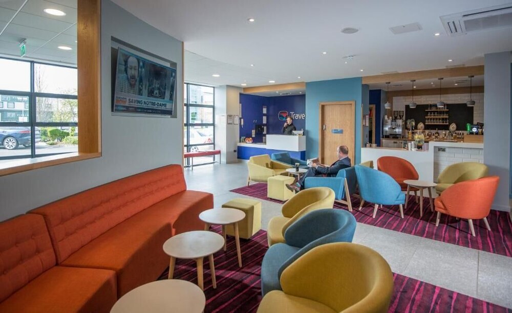 Travelodge Plus - Galway City 23/41