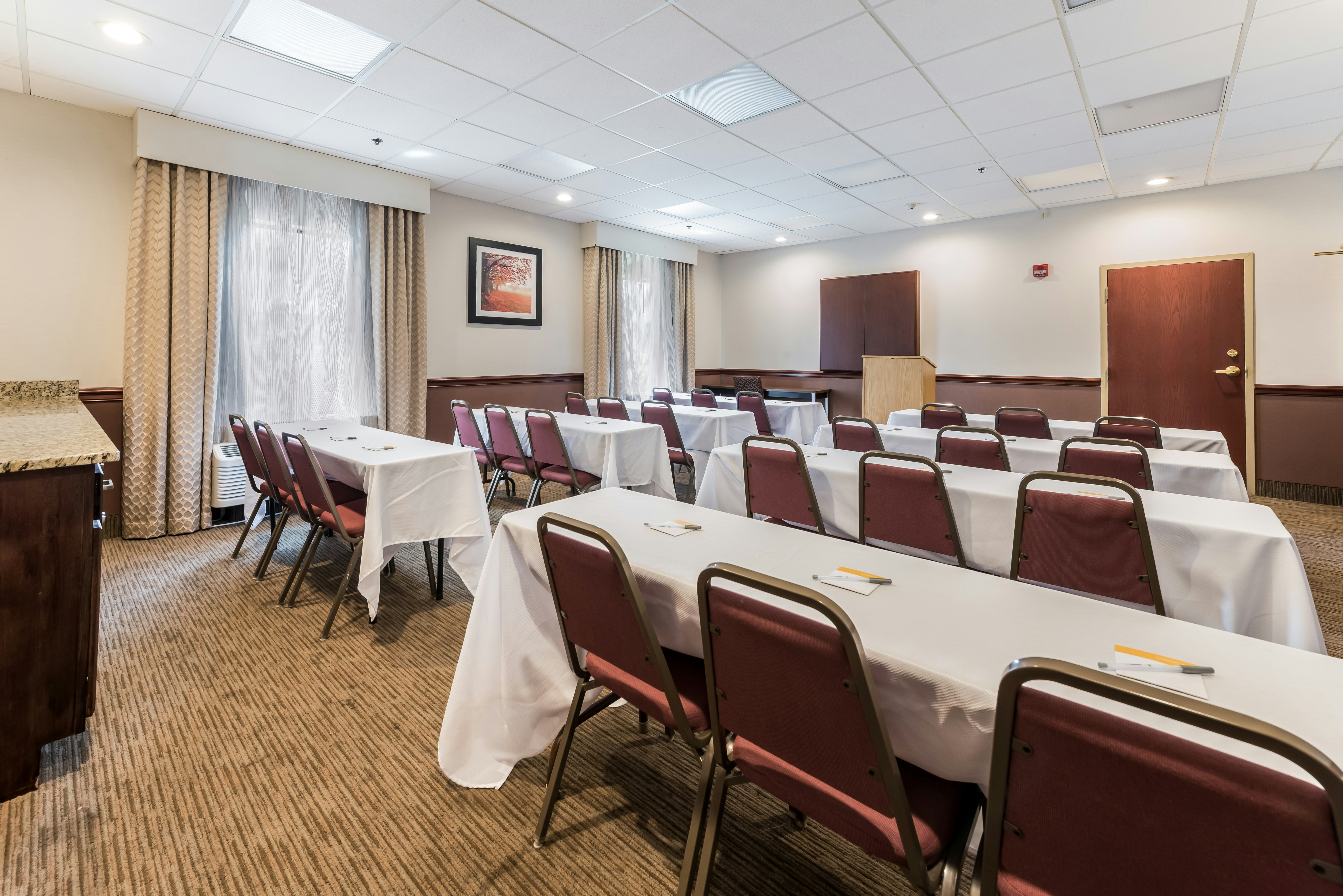 Hampton Inn by Hilton Columbus I-70E/Hamilton Rd. 60/72