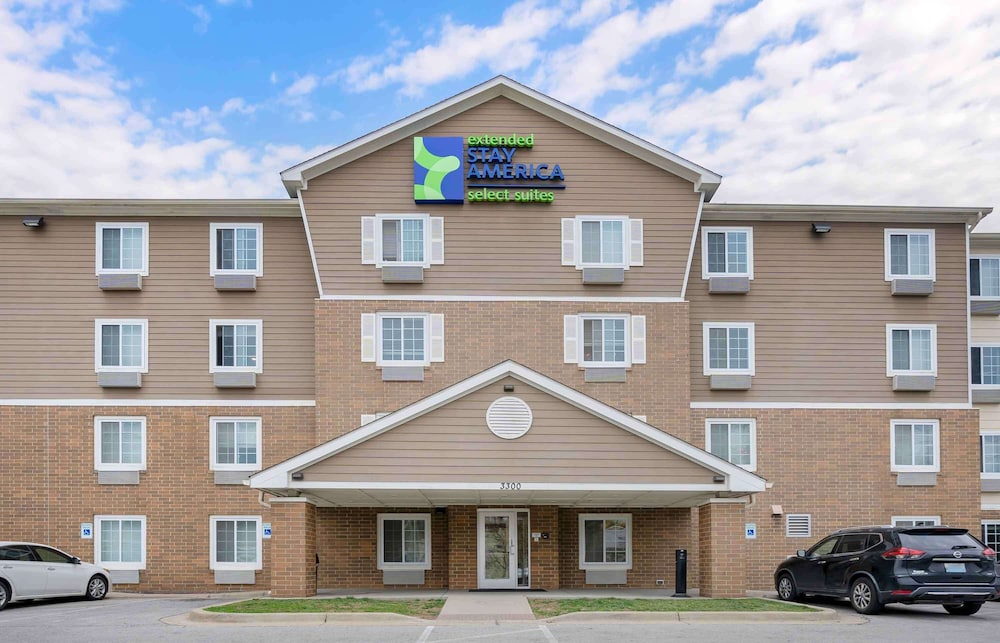 WoodSpring Suites Louisville Airport 1/26