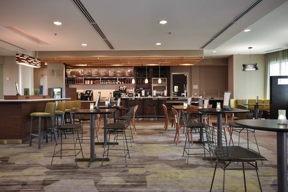 Courtyard Marriott Charlotte Concord 21/37