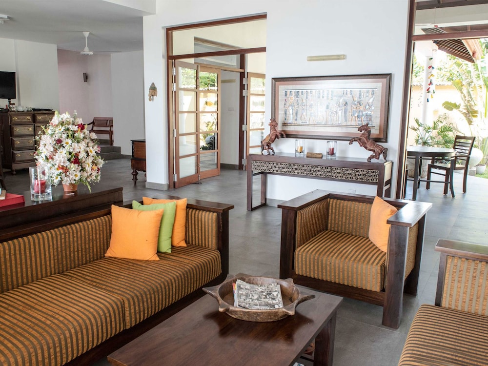 Imagine Villa Hotel 19/50