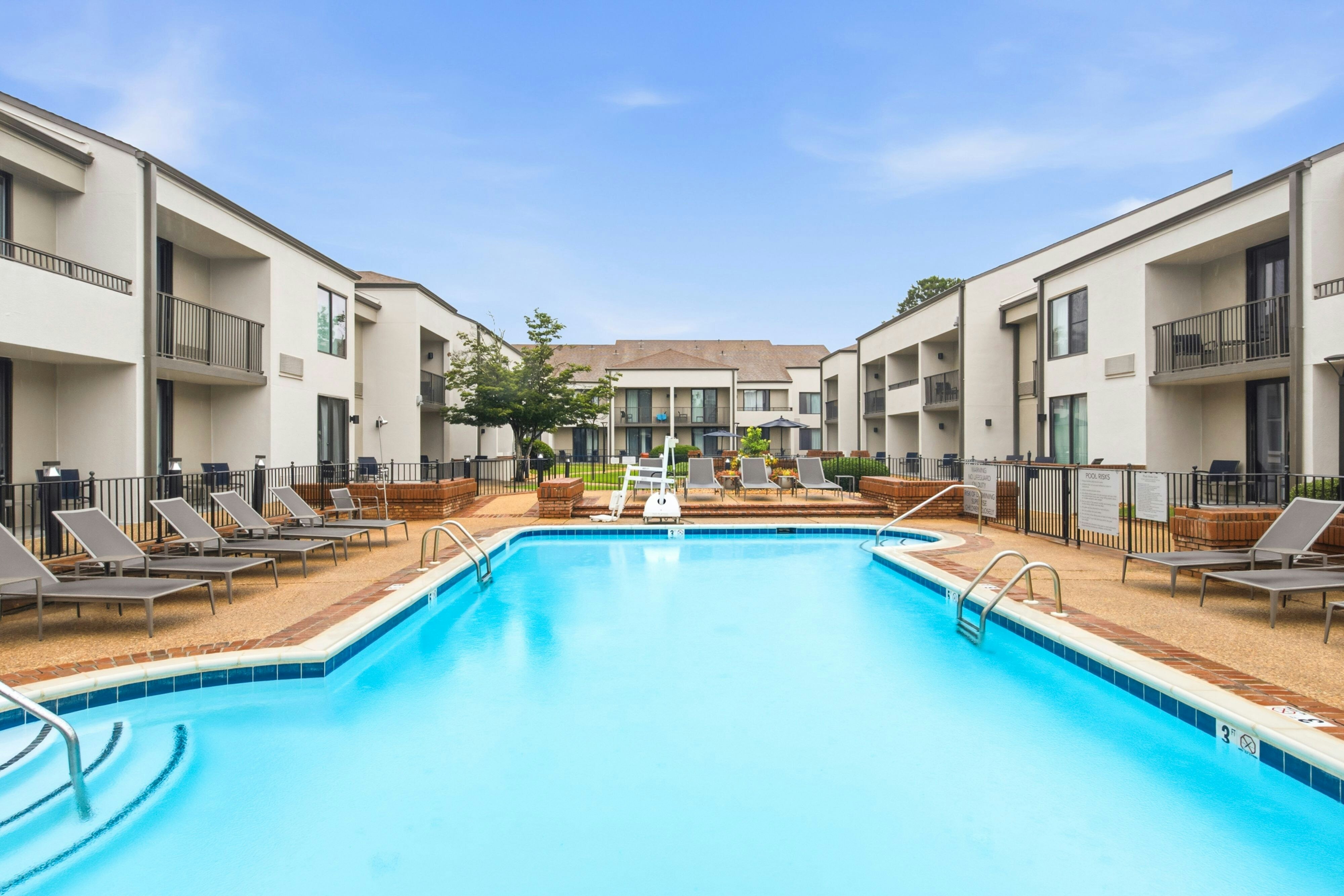 Courtyard By Marriott Columbus 66/71