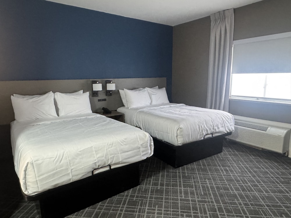Comfort Inn & Suites Memphis Germantown 16/50