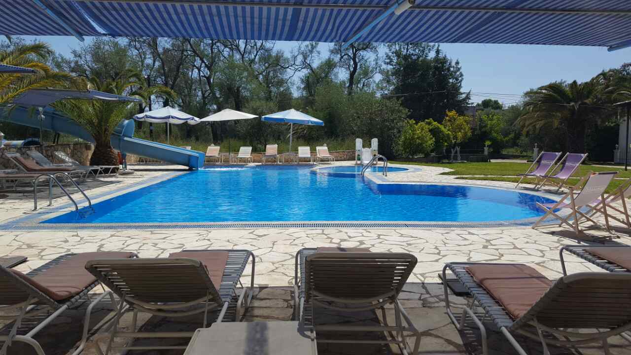 PENSION NYCHTERIDA 44/49