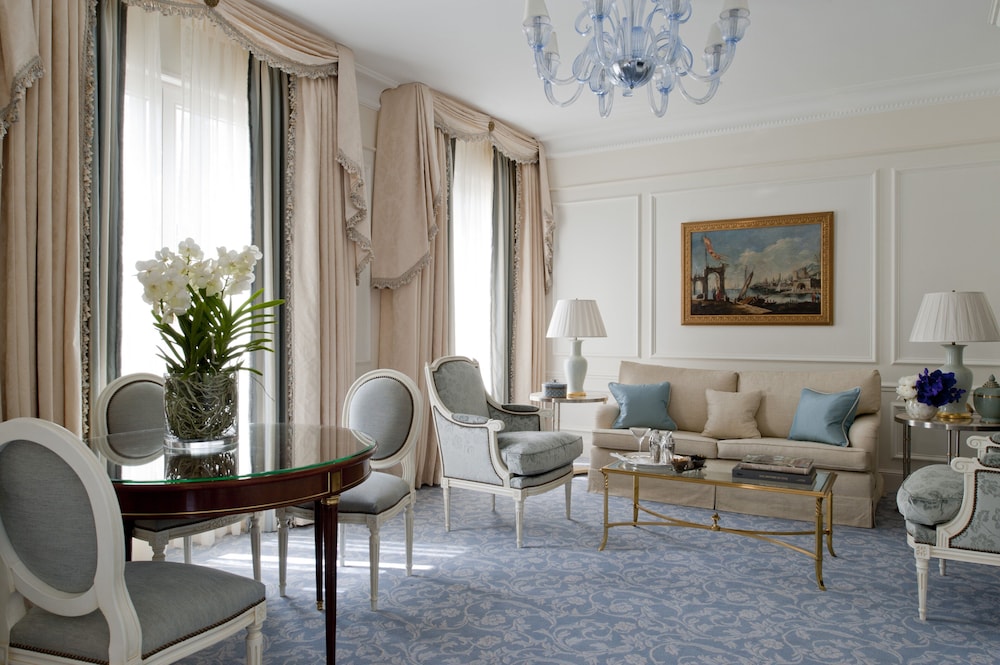 Four Seasons Hotel George V, Paris 42/62
