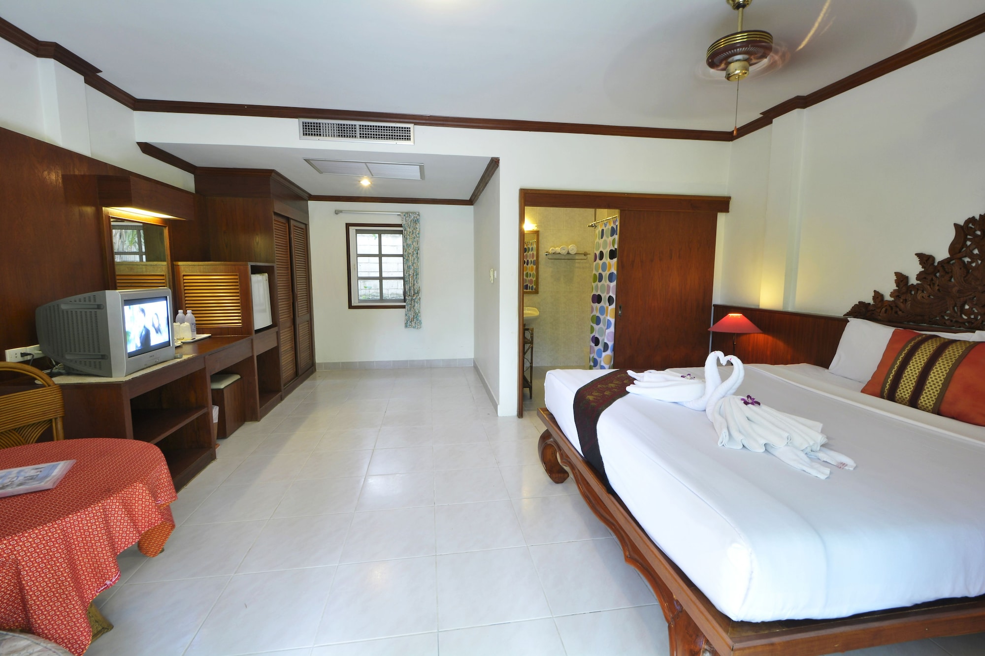 Room, Double Bed, Pool Wing