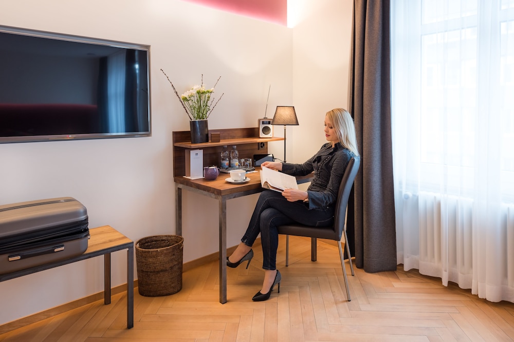Hotel Ni-Mo 35/40