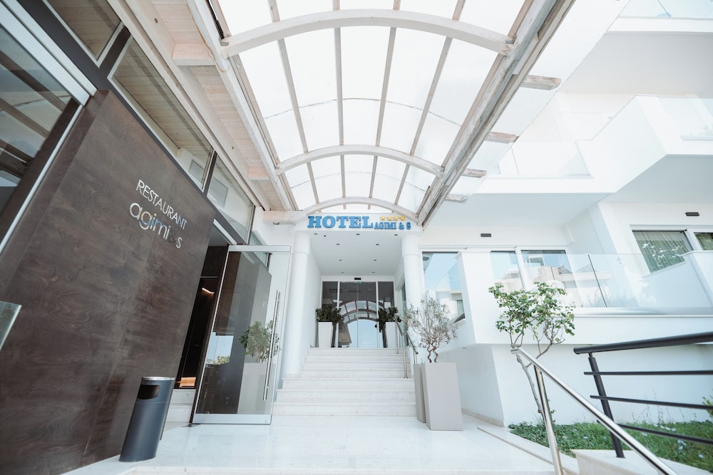 Agimi And S Hotel 10/55