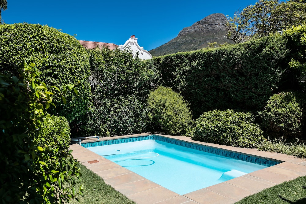 5 Camp Street Guesthouse & Self-Catering 26/50
