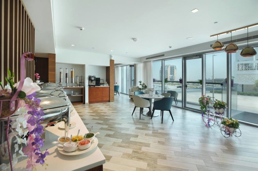 Millennium Executive Apartments Mont Rose 59/66