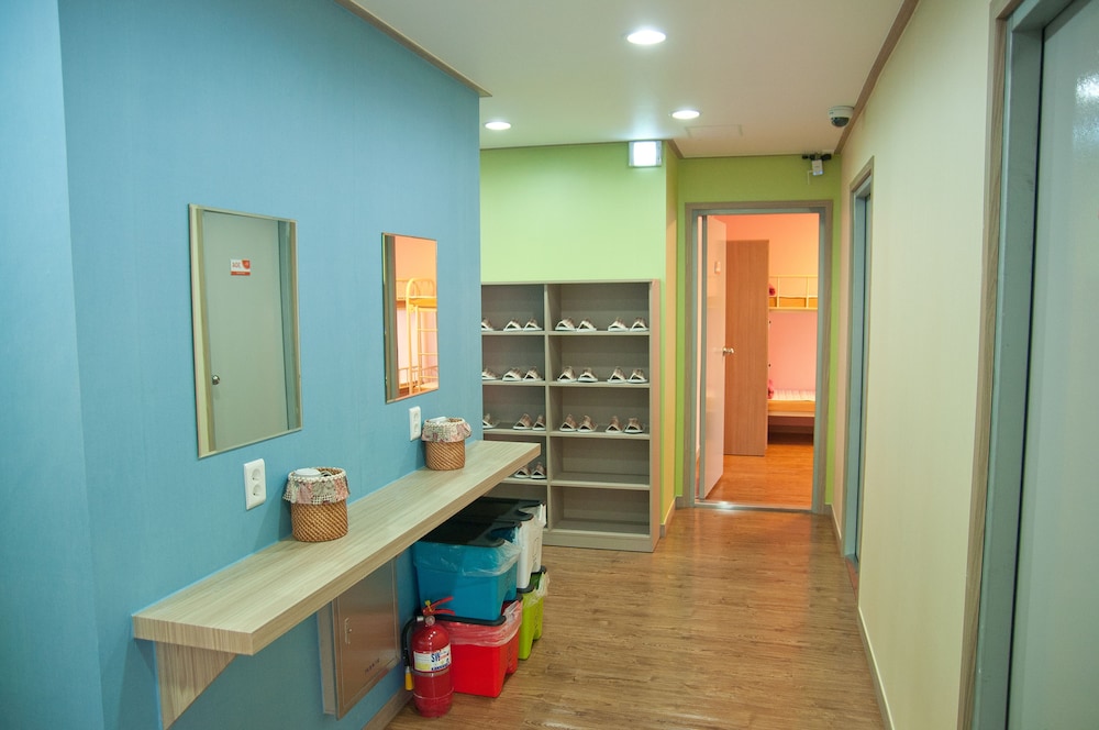 Busan Suk Bak Dot Com Guest House 31/52