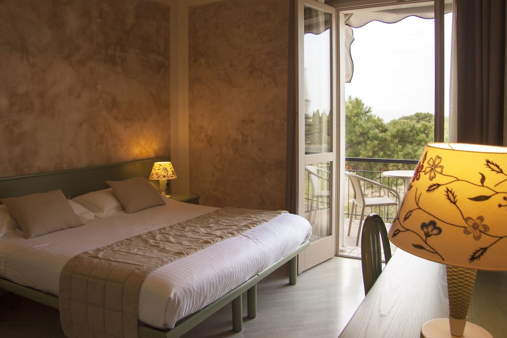 Hotel Berta 24/78