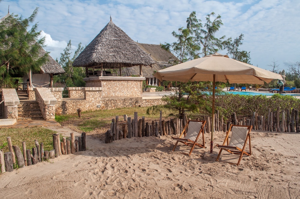 The Charming Lonno Lodge 32/50
