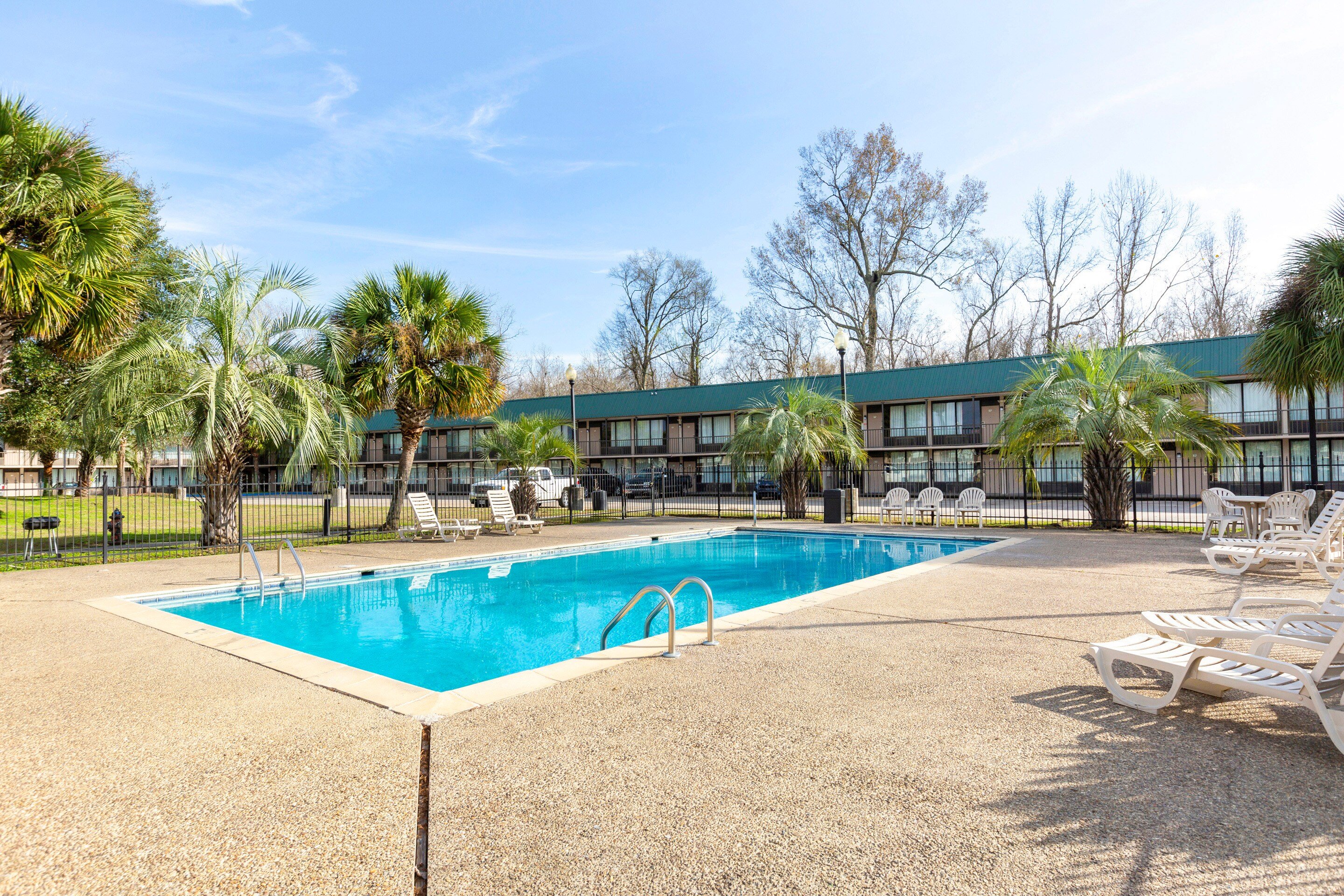 Hotel Port Allen LA I-10 West 29/34