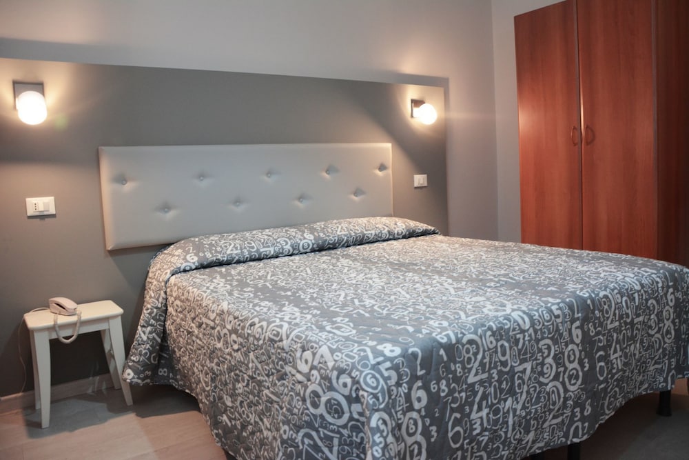 City Hotel 20/50