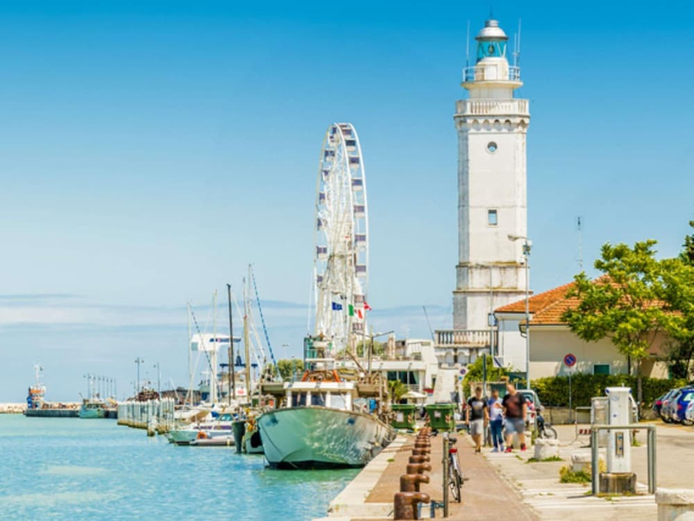 MERCURE RIMINI LUNGOMARE 69/71