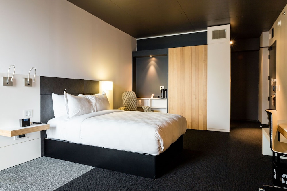 ALT HOTEL WINNIPEG 4/41