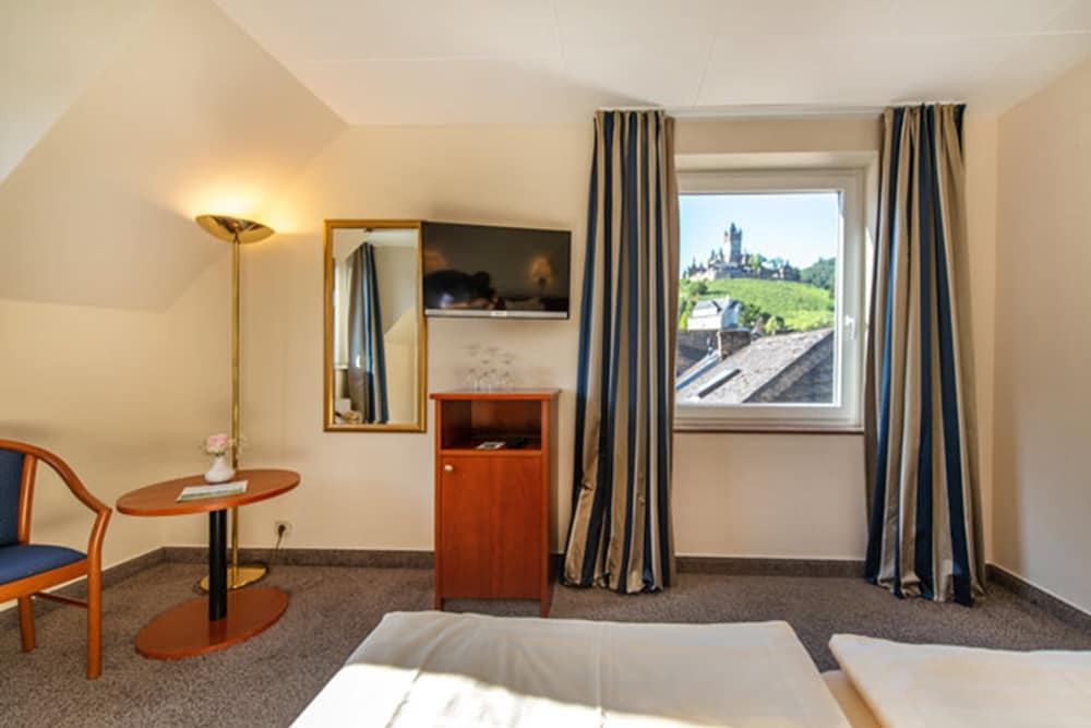 Hotel Karl Muller 7/35