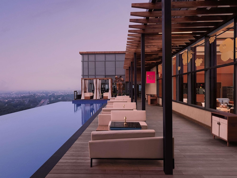 Novotel New Delhi City Centre 24/50
