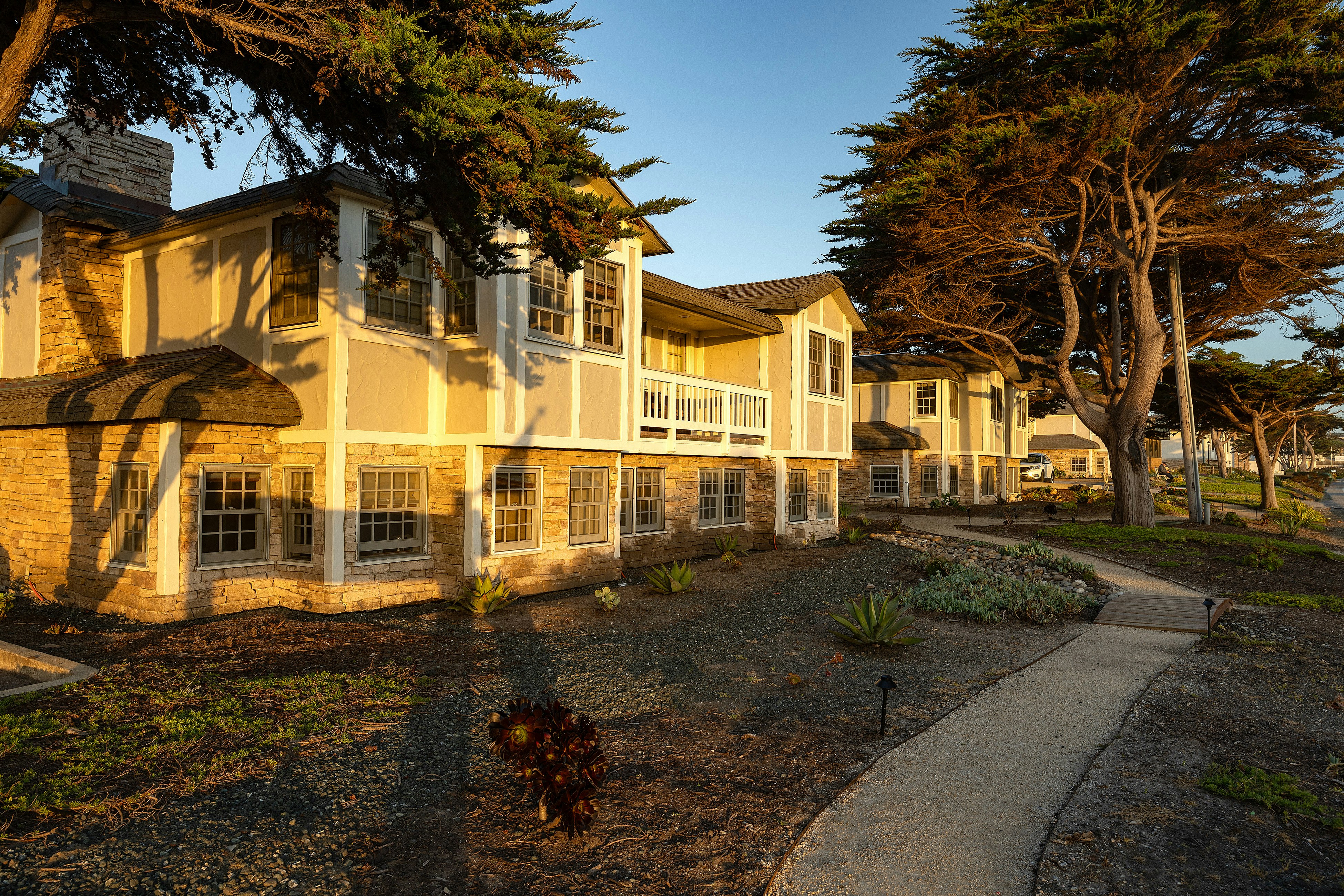 FogCatcher Inn 42/47