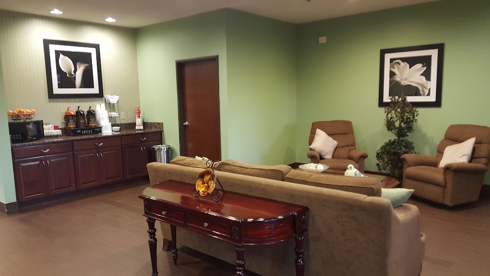 Super 8 By Wyndham Central City 13/16