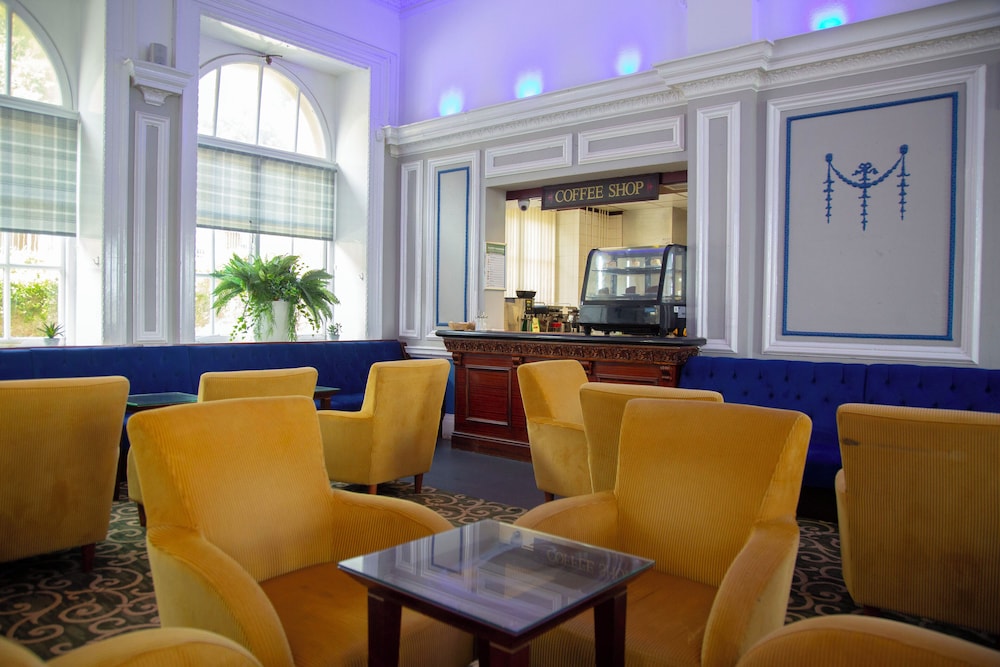 Grand Hotel Llandudno 53/65