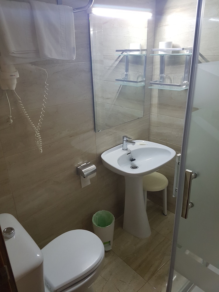 Hostal Bahía 47/50