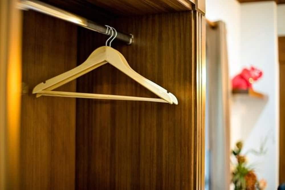 COZYTEL CHIANGMAI 53/66