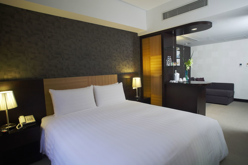 Hotel B 19/50