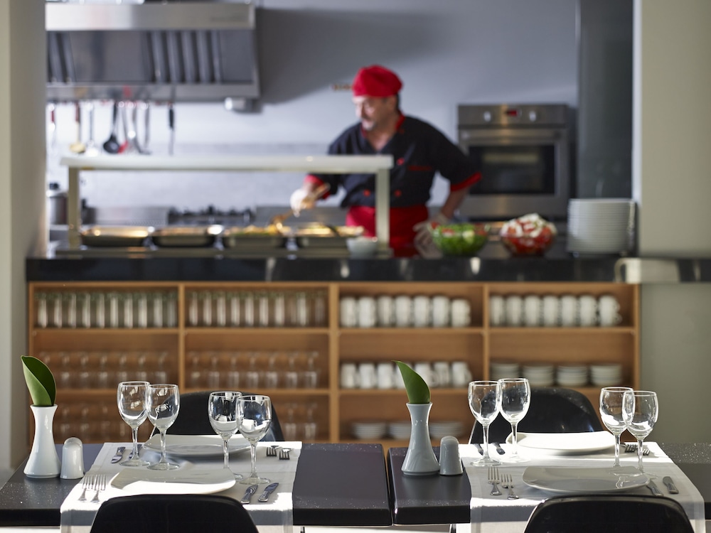 Oktober Downtown Boutique Hotel 38/50