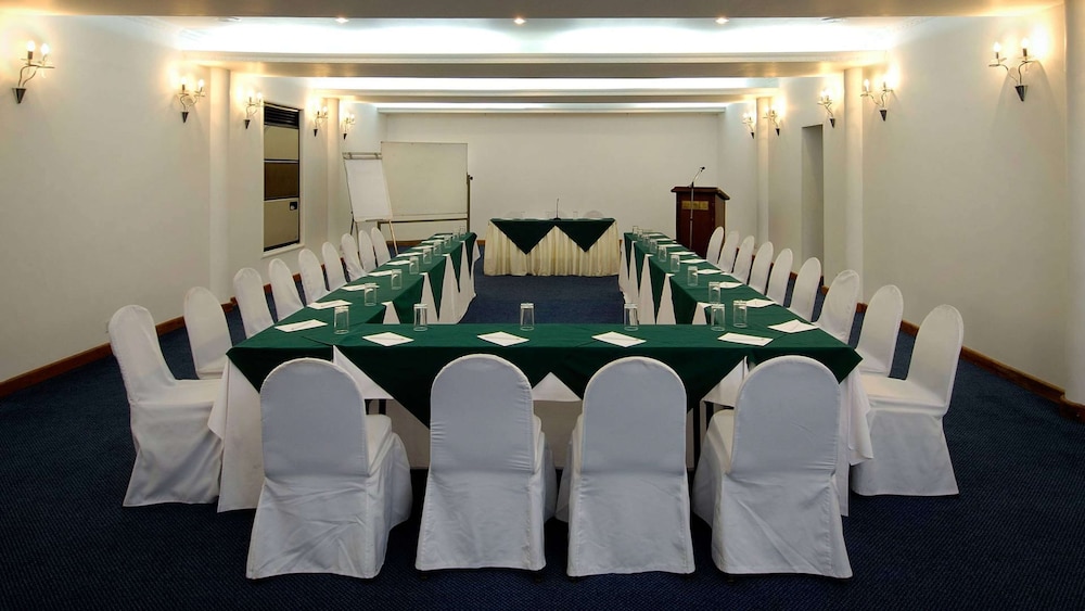 Berjaya Hotel Colombo 36/48