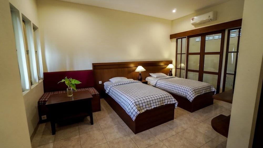 The Janan Villa 25/65