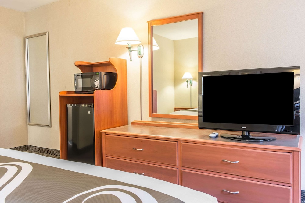 Quality Inn Hermitage South 47/48
