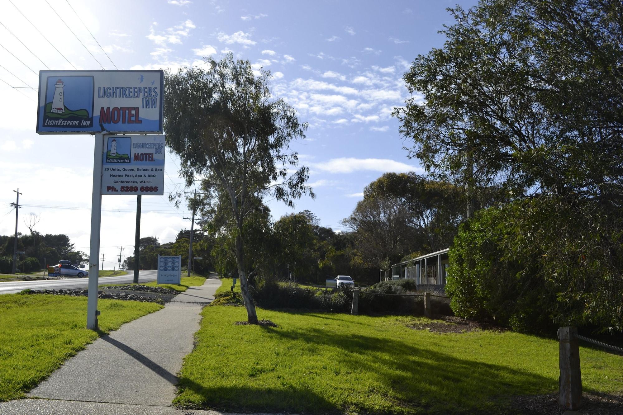 Sunnymead Hotel 39/48