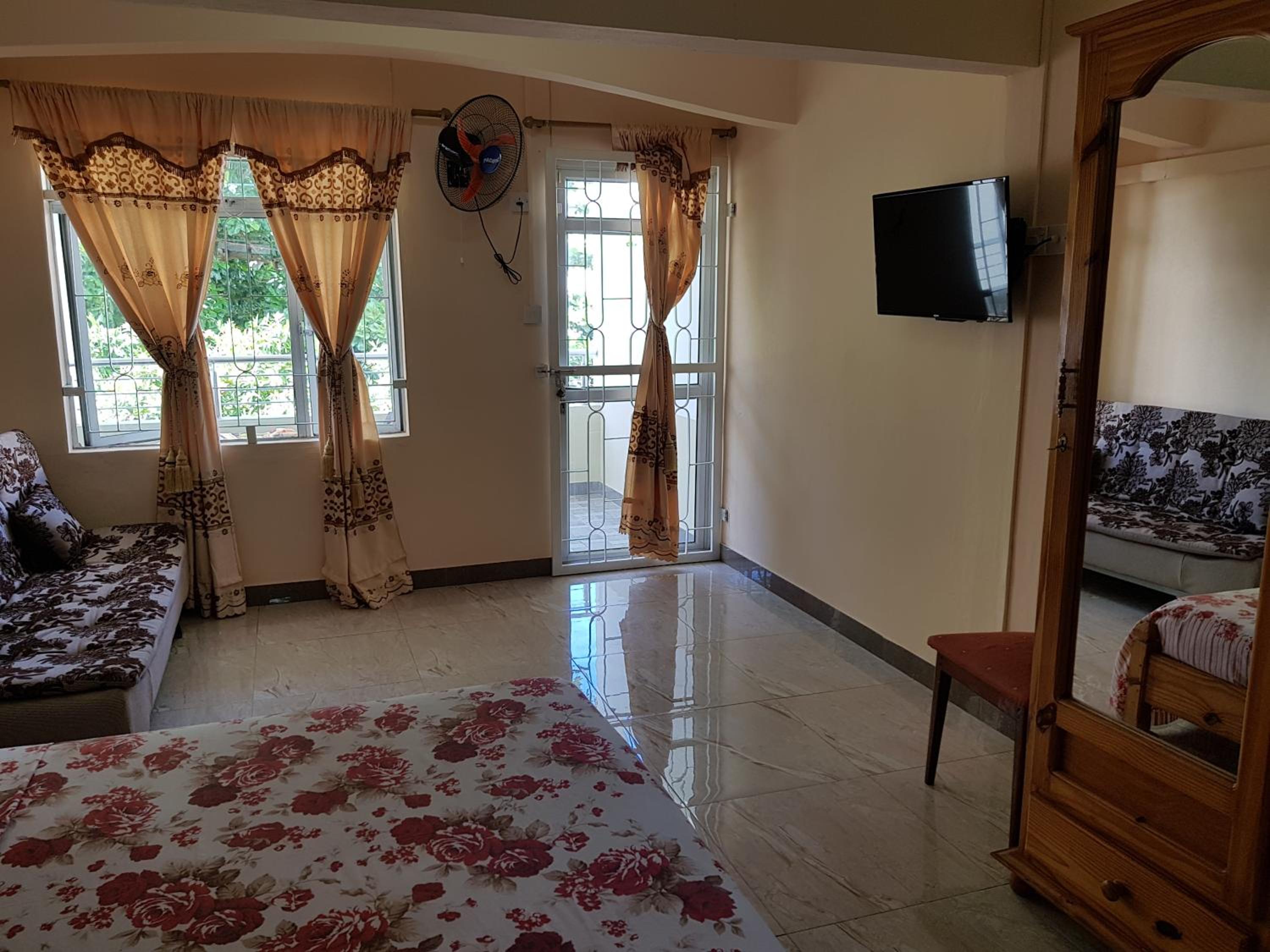 Pereybere Beach Apartments 57/83