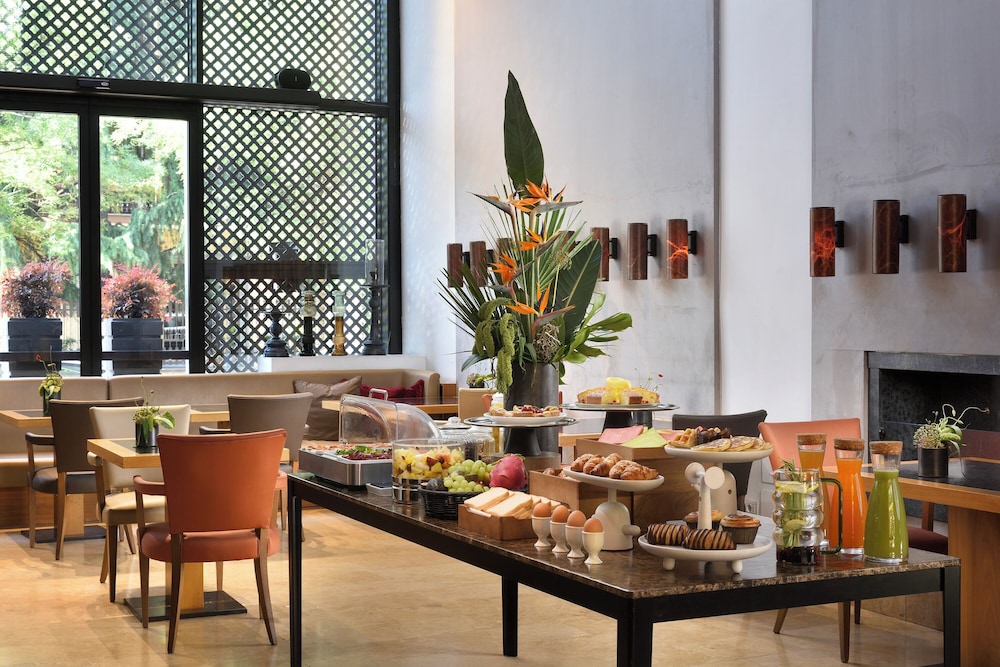 Milan Suite Hotel 47/62